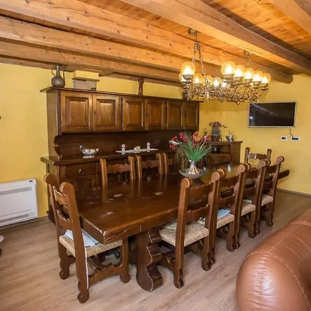 Silvana Holiday home Flengi